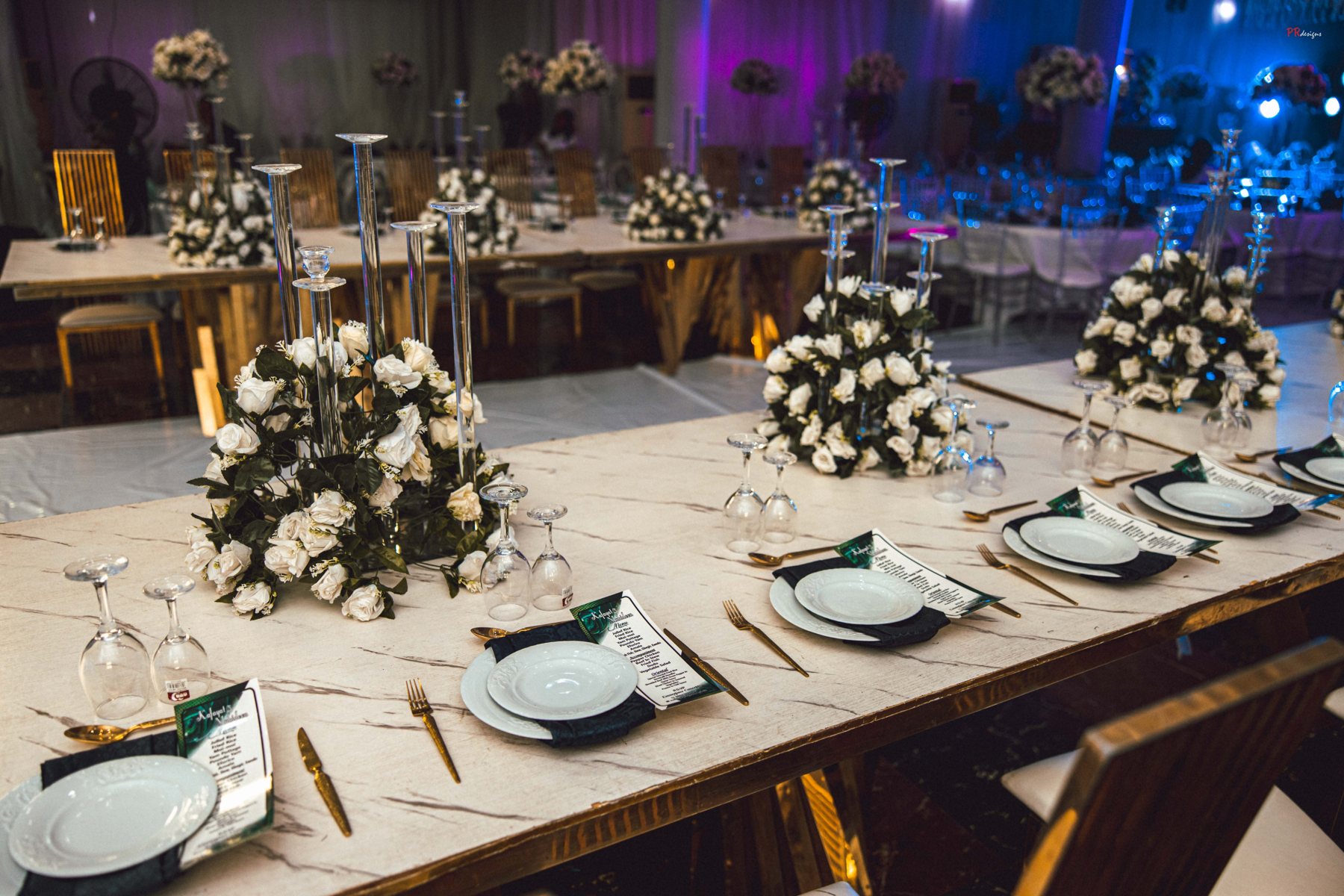 Reception head table floral setup